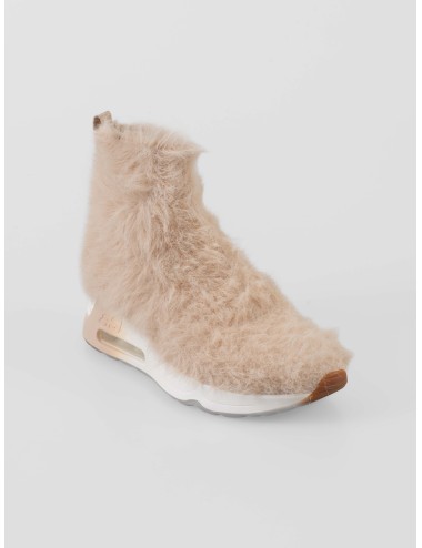 Botín Ash Lana Warm Ivory mujer — efecto peludo slip-on con diseño urbano - MARFRANC
