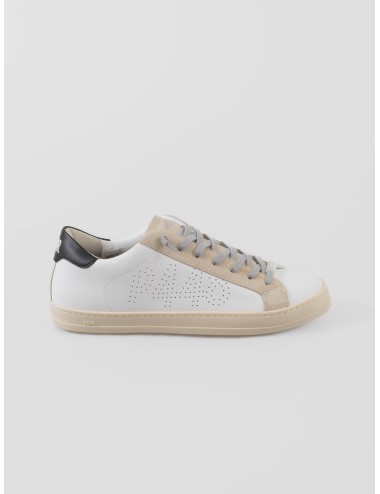 Sneaker P448 Cor John 1 hombre en piel blanca reciclada con detalles negros — diseño sostenible - MARFRANC