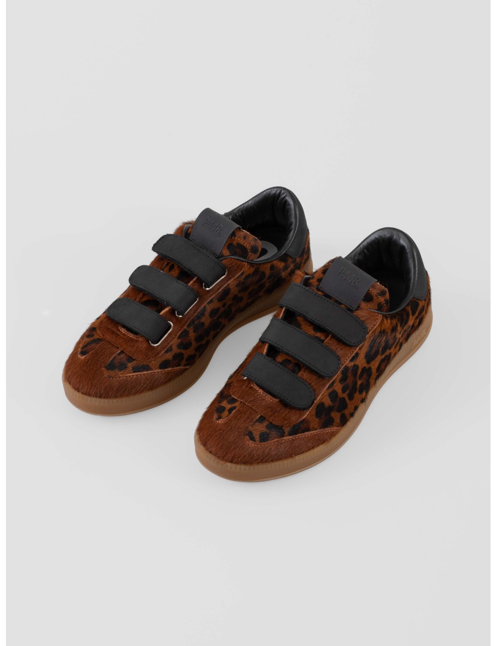 Sneaker P448 Capri Leopard mujer en piel de pelo estampado leopardo (Leo-Dark) con tiras negras y suela amber gum - MARFRANC