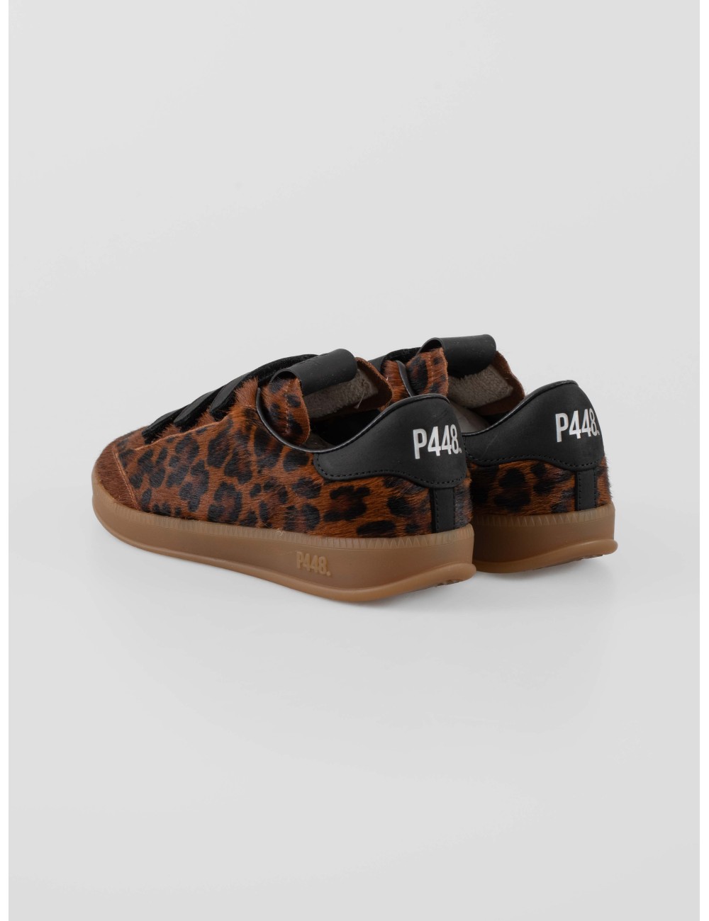 Sneaker P448 Capri Leopard mujer en piel de pelo estampado leopardo (Leo-Dark) con tiras negras y suela amber gum - MARFRANC