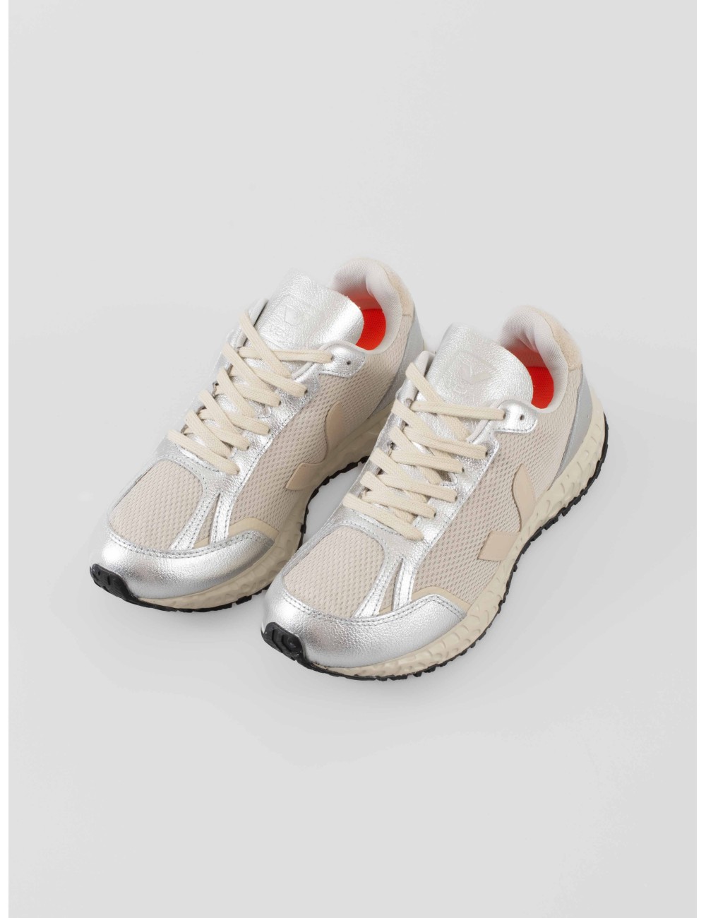 Sneaker VEJA Condor Royale Alveomesh mujer en natural / pierre / silver con malla técnica y suela visible - MARFRANC