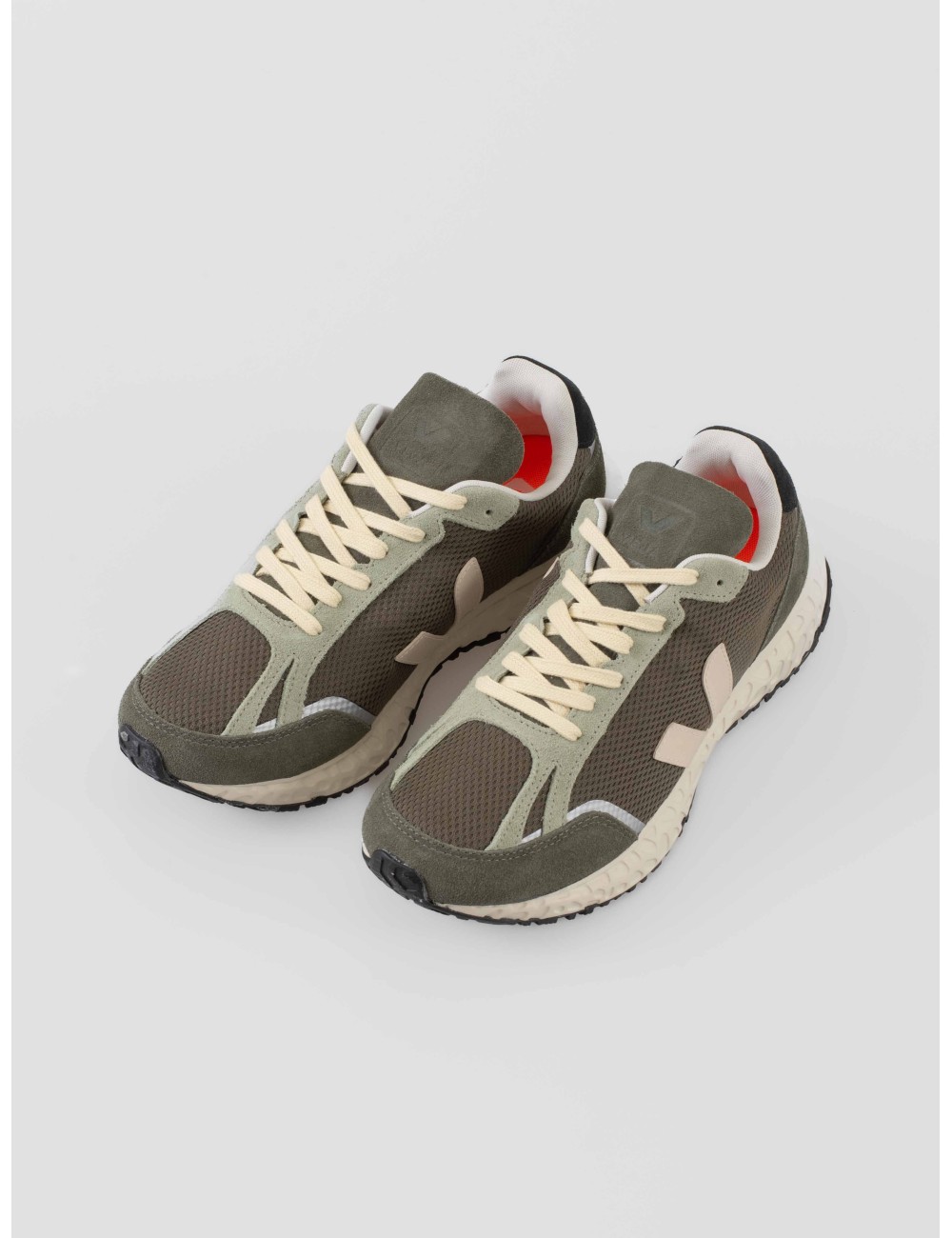 Sneaker VEJA Condor Royale Alveomesh mujer en kaki / pierre — malla técnica reciclada con ante y suela ecológica - MARFRANC