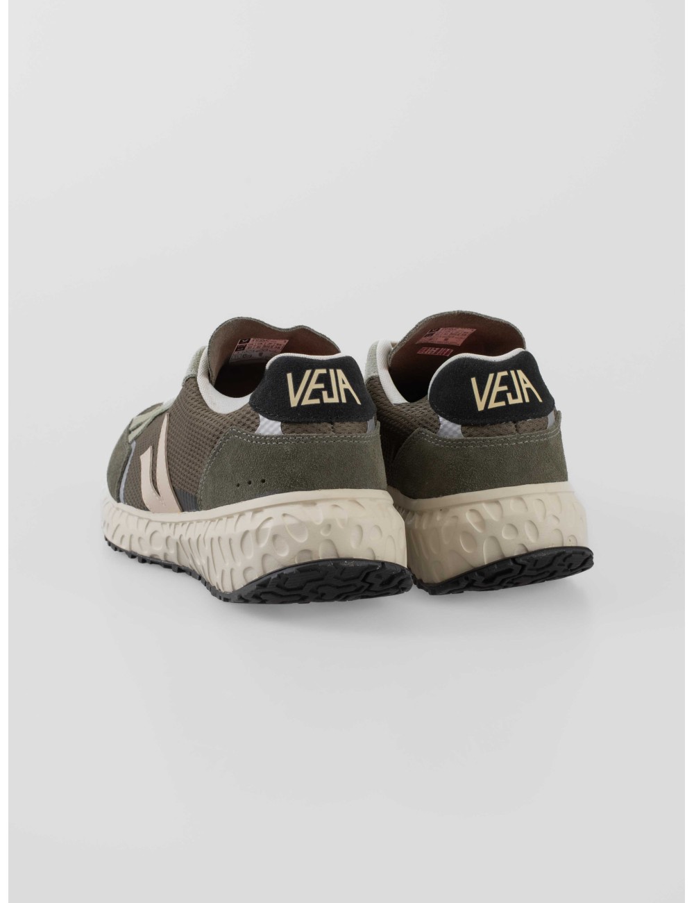 Sneaker VEJA Condor Royale Alveomesh mujer en kaki / pierre — malla técnica reciclada con ante y suela ecológica - MARFRANC