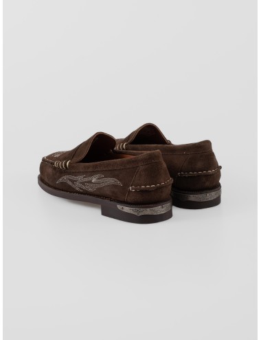Loafer Sebago Dan Dallas 711225W Moka Abu gamuza con bordado decorativo y suela de cuero - MARFRANC
