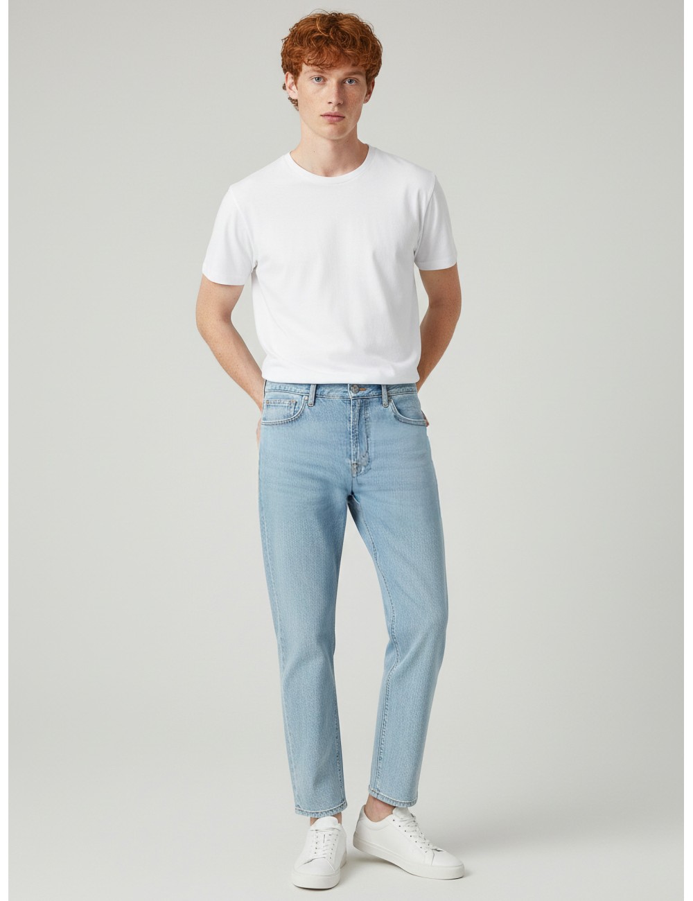 Vaquero Edmmond AVAIL PANT en denim claro para hombre, de corte relajado y cinco bolsillos - MARFRANC