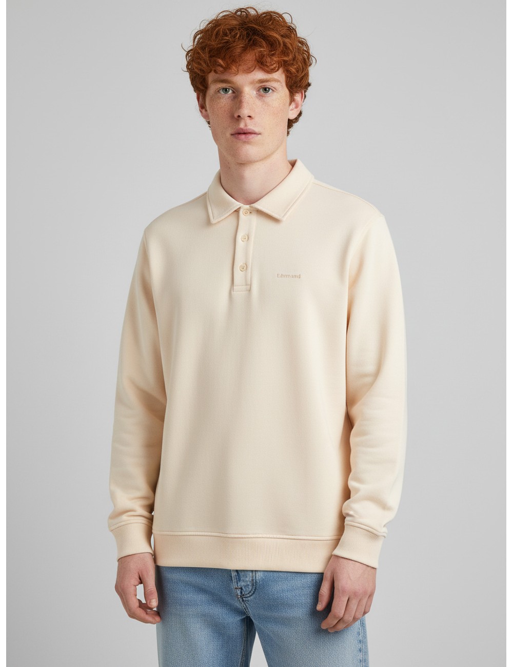 Polo Edmmond MINI LOGO en color off white para hombre, confeccionado en 100% algodón orgánico - MARFRANC Polo Edmmond MINI LOGO en color off white para hombre, confeccionado en 100% algodón orgánico - MARFRANC