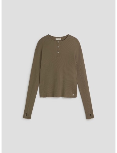 Camiseta Henley verde de Carrer para hombre, confeccionada en 100% algodón - MARFRANC