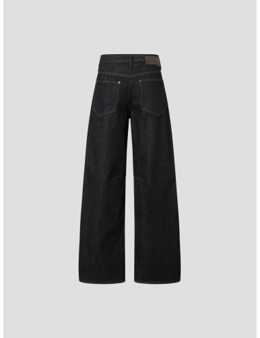 El Jean Gaspard de Soeur en denim negro crudo es la reinterpretación moderna del clásico vaquero - MARFRANC