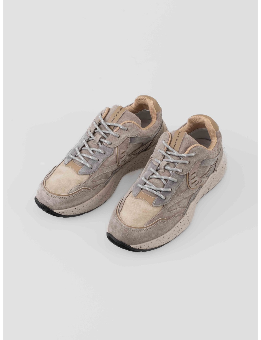 Sneaker Voile Blanche CLUB22 3B60 grey-beige para hombre en ante y piel con suela moteada robusta - MARFRANC Sneaker Voile Blanche CLUB22 3B60 grey-beige para hombre en ante y piel con suela moteada robusta - MARFRANC