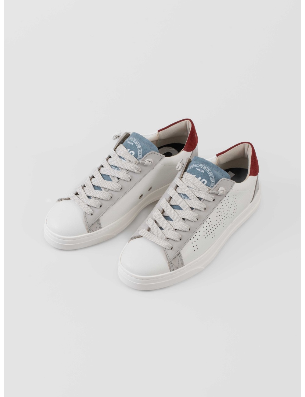 Sneaker P448 JACK F25 C101 NY-BLONE para hombre en piel blanca y ante gris con talón burdeos, diseño italiano - MARFRANC