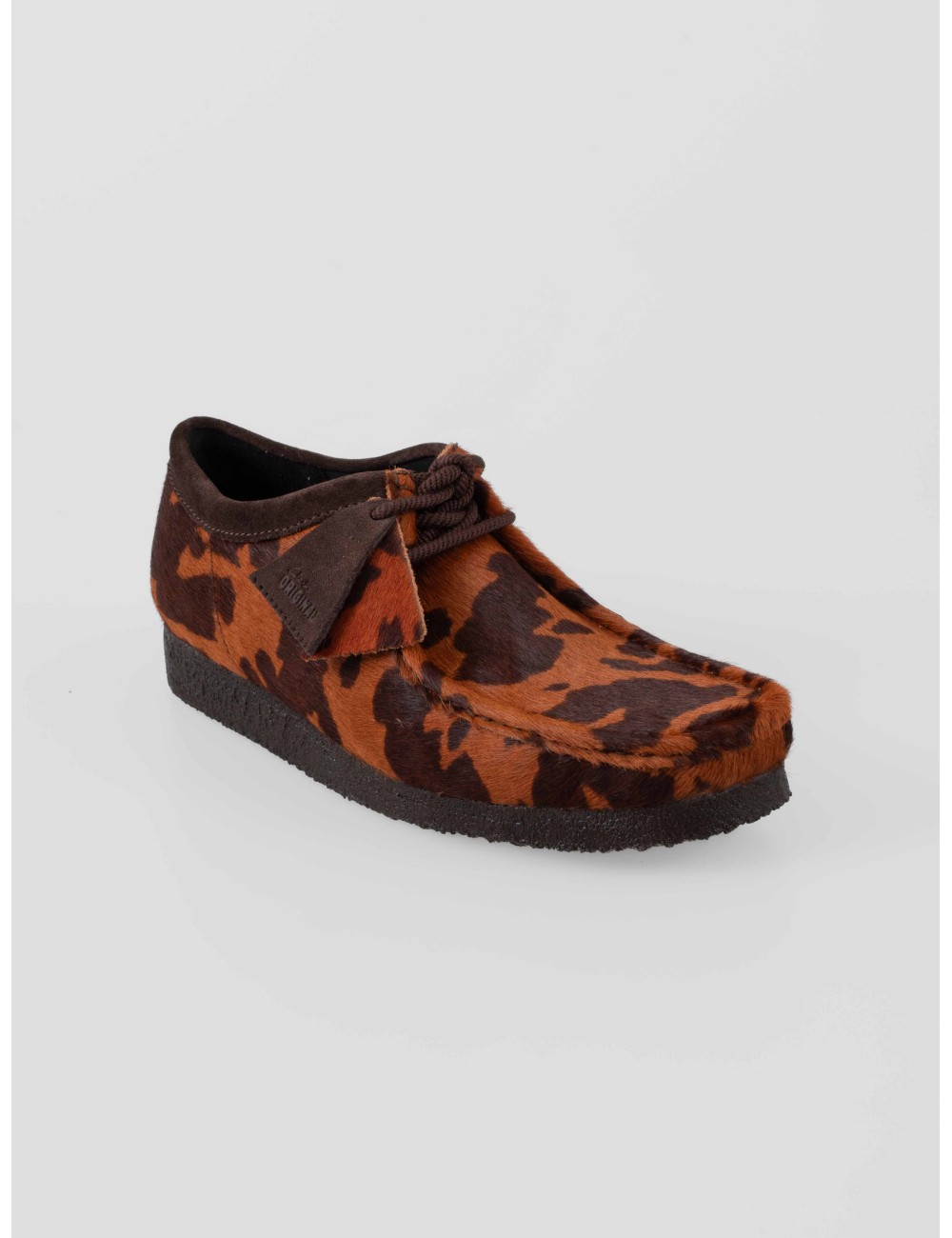 Wallabee Clarks 26183756 cow print marrón para hombre en pelo de vaca y suela crepé coffee spray artesanal - MARFRANC Wallabee Clarks 26183756 cow print marrón para hombre en pelo de vaca y suela crepé coffee spray artesanal - MARFRANC