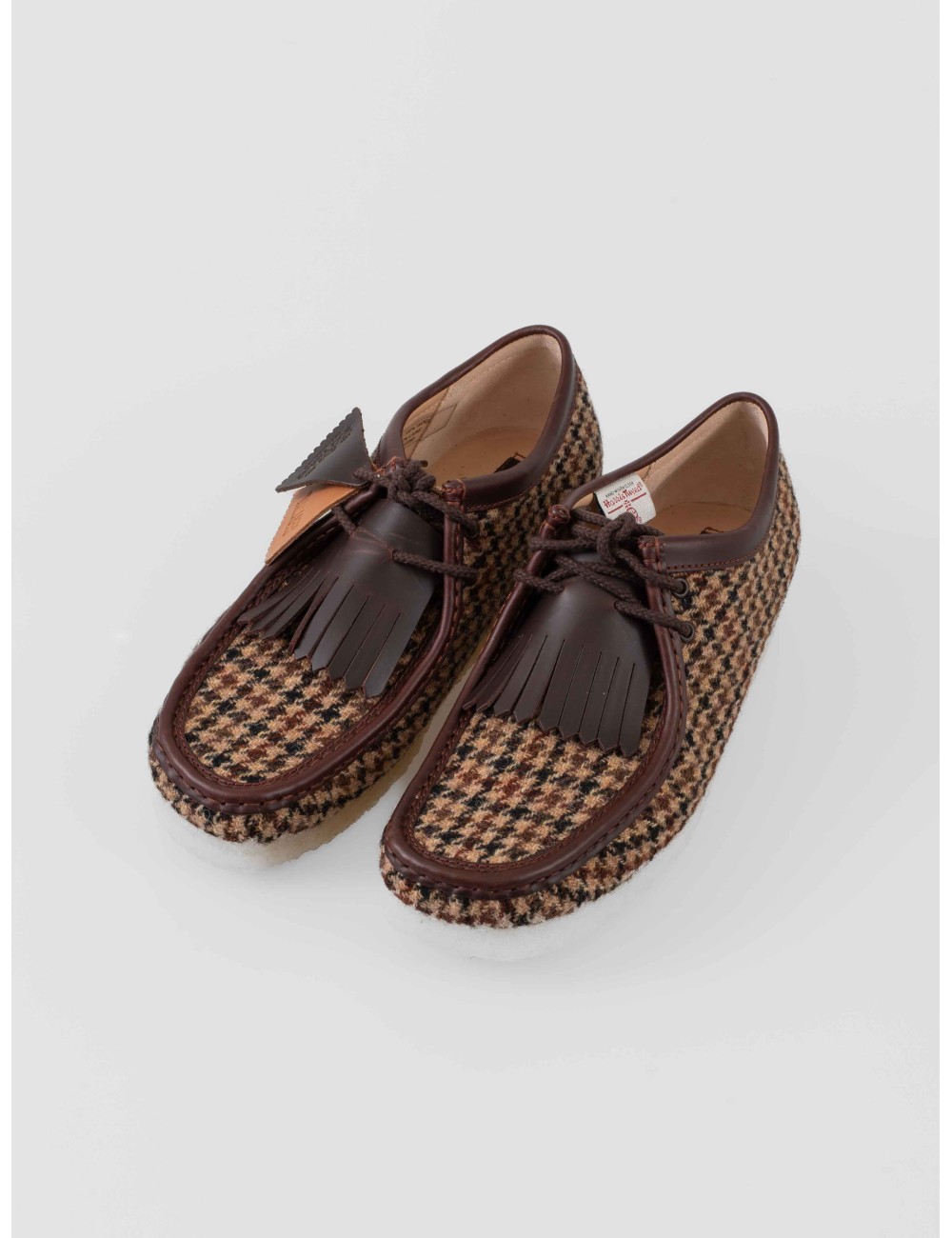 Wallabee Clarks 26182791 Brown Tweed Combi para hombre en tweed Harris y cuero, suela crepé de guijarros artesanal - MARFRANC Wallabee Clarks 26182791 Brown Tweed Combi para hombre en tweed Harris y cuero, suela crepé de guijarros artesanal - MARFRANC