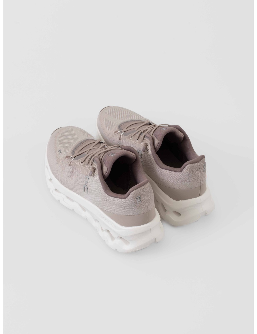 Cloudtilt On Running 3ME10102566 Cinder Fog para hombre en malla reciclada con CloudTec Phase y cierre rápido - MARFRANC Cloudtilt On Running 3ME10102566 Cinder Fog para hombre en malla reciclada con CloudTec Phase y cierre rápido - MARFRANC