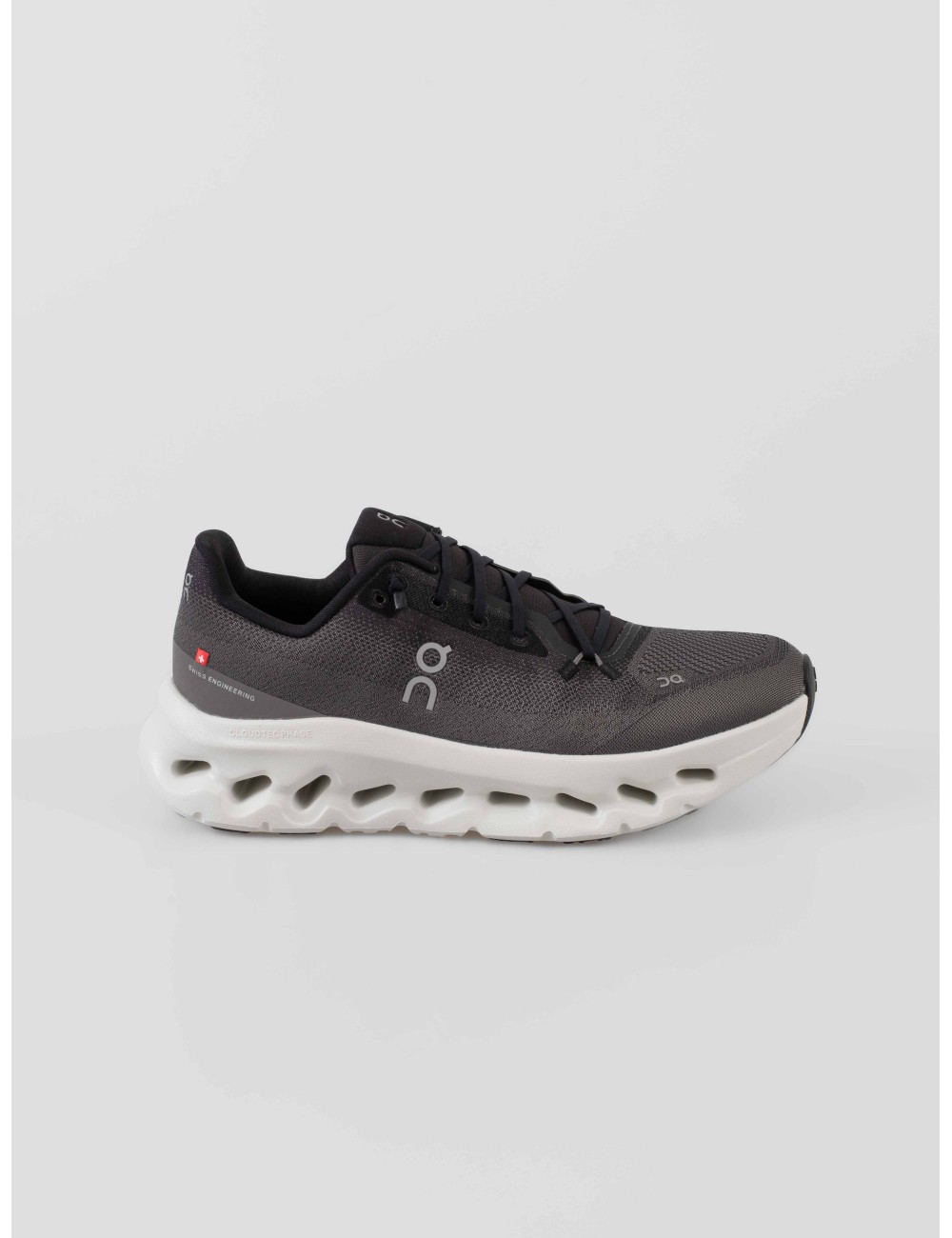 Cloudtilt On Running Black Asphalt para hombre en malla técnica reciclada con CloudTec Phase y cierre rápido - MARFRANC Cloudtilt On Running Black Asphalt para hombre en malla técnica reciclada con CloudTec Phase y cierre rápido - MARFRANC