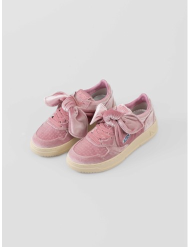 Autry Medalist Low WOM Vel/Flake Orchsmoke para mujer en terciopelo rosa humo y suela de caucho retro - MARFRANC