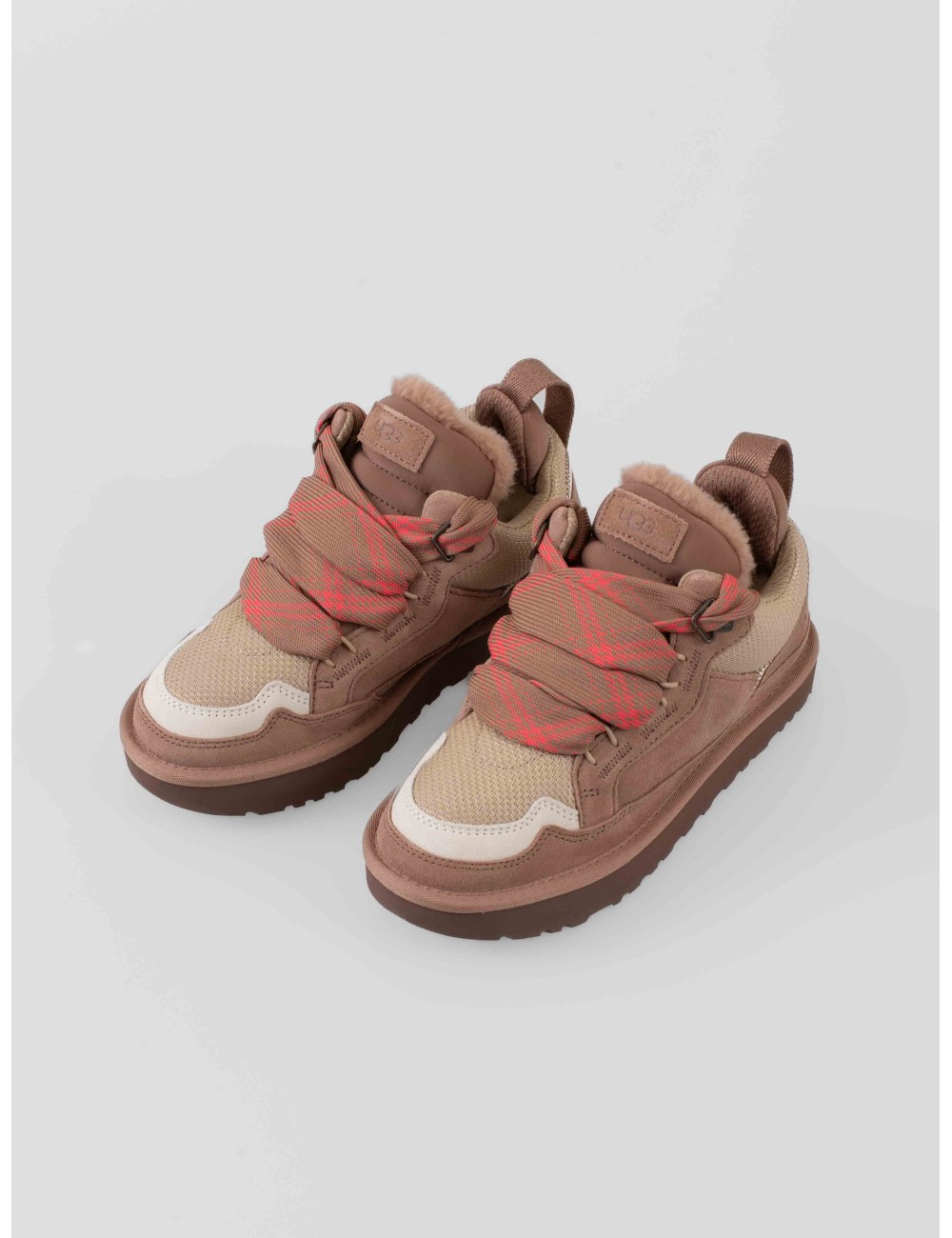 UGG Lowmel 1144032 Rocky Oak para mujer en ante y malla reciclada, suela de EVA caña de azúcar, interior UGGplush - MARFRANC UGG Lowmel 1144032 Rocky Oak para mujer en ante y malla reciclada, suela de EVA caña de azúcar, interior UGGplush - MARFRANC