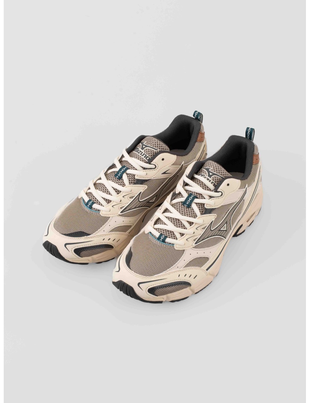 Mizuno MXR D1GA256202 hombre en malla técnica beige y sintético, suela EVA multicapas diseño japonés retro - MARFRANC Mizuno MXR D1GA256202 hombre en malla técnica beige y sintético, suela EVA multicapas diseño japonés retro - MARFRANC