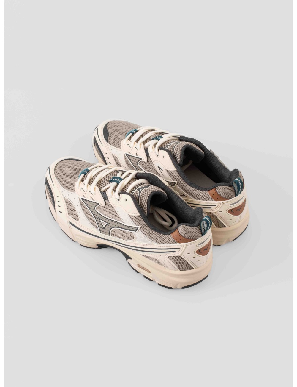 Mizuno MXR D1GA256202 hombre en malla técnica beige y sintético, suela EVA multicapas diseño japonés retro - MARFRANC Mizuno MXR D1GA256202 hombre en malla técnica beige y sintético, suela EVA multicapas diseño japonés retro - MARFRANC