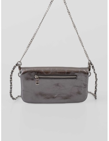 Bolso Zadig & Voltaire Rock Nano en piel metalizada Gun con cadena y cierre de alas, disponible en MARFRANC