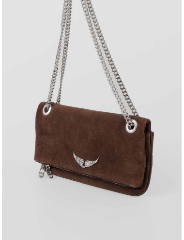 Bolso Zadig & Voltaire Rock II Suede en ante color wood con cadena plateada y logo de alas, disponible en MARFRANC