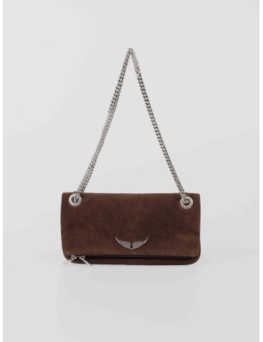 Bolso Zadig & Voltaire Rock II Suede en ante color wood con cadena plateada y logo de alas, disponible en MARFRANC