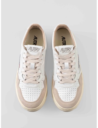 Zapatillas Autry Medalist Low mujer White piel y ante estilo vintage disponibles en MARFRANC