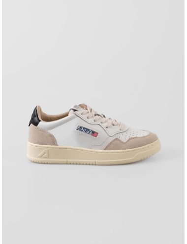Zapatillas Autry Medalist Low mujer White Black piel y ante estilo retro disponibles en MARFRANC