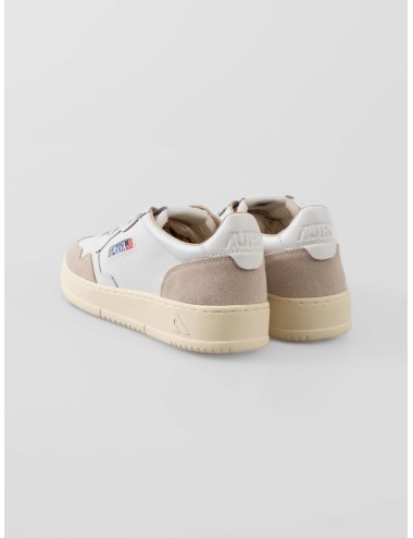 Zapatillas Autry Medalist Low hombre White piel y ante disponibles en MARFRANC