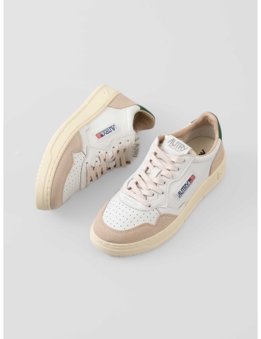 Zapatillas Autry Medalist Low hombre White Amazon disponibles en MARFRANC