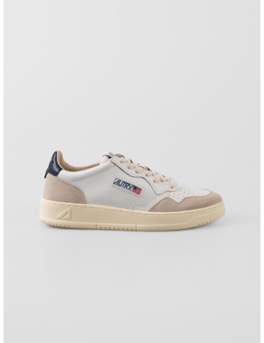 Zapatillas Autry Medalist Low hombre White Blue disponibles en MARFRANC