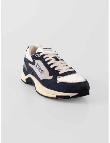 Zapatillas Autry Hyperway Low hombre azul y plateado disponibles en MARFRANC