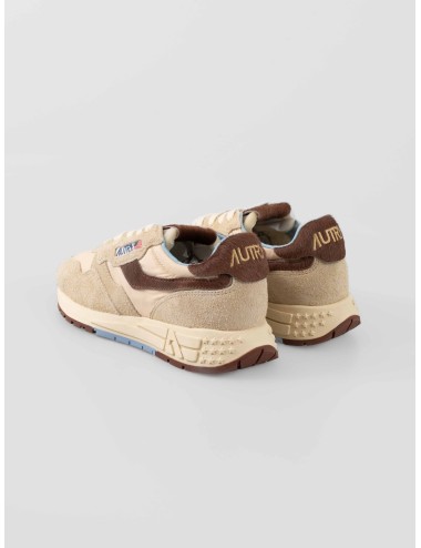 Zapatillas Autry Reelwind Low mujer beige y marrones con detalles pony hair disponibles en MARFRANC