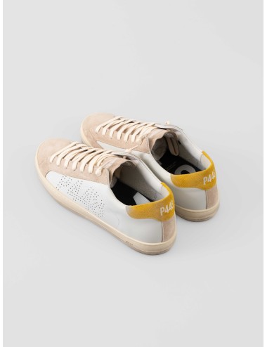 P448 John hombre Piuma Cre zapatilla piel ante blanca beige talón amarillo disponible en MARFRANC