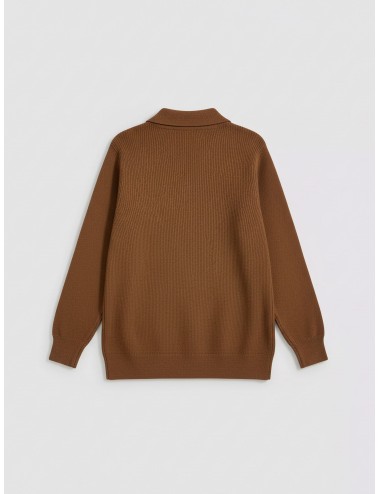 En MARFRANC presentamos el cárdigan EDMMOND DOPPEL 325-60-14790 en tono chocolate para hombre