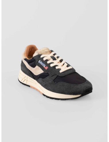 Autry · Reelwind Low WWLM UP04 · Suedenil Pony Peat Rut · Zapatillas hombre · Ante y nylon · MARFRANC