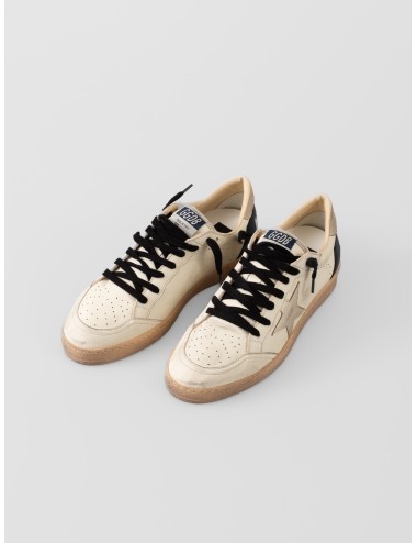 zapatillas hombre blancas Golden Goose Ball Star white beige platinum estrella metalizada suela miel vintage