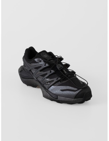zapatillas negras Salomon XT-PU.RE L49160600 hombre suela Contagrip diseño técnico