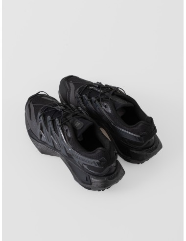 zapatillas negras Salomon XT-PU.RE L49160600 hombre suela Contagrip diseño técnico