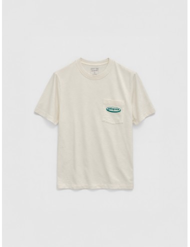 Camiseta cruda Patagonia Oval Logo Pocket Tee con bolsillo y parche frontal