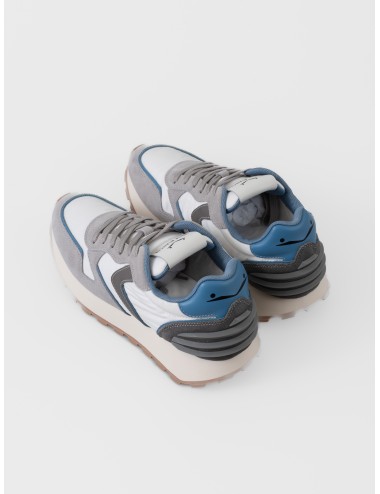 Sneaker blanca Voile Blanche Paris Power Man con ante gris, detalles azul claro y suela dentada