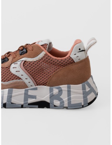 Sneaker rosa Voile Blanche Club105 Mesh con ante siena y suela de doble altura con gráfica lateral