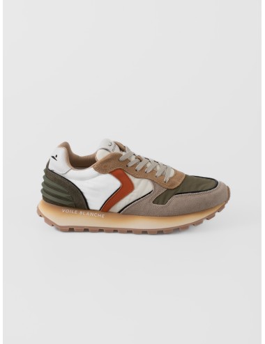 Sneaker blanca Voile Blanche Paris Power Man con ante beige, detalles verde militar y suela dentada