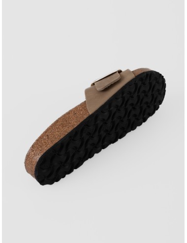 Sandalia tabacco brown BIRKENSTOCK Madrid Big Buckle con hebilla dorada y plantilla anatómica