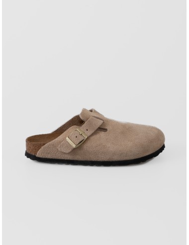 Zueco sandcastle BIRKENSTOCK Boston BS en ante con hebilla metálica y horma estrecha