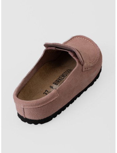 Zueco pink clay BIRKENSTOCK Naples Wrapped en ante con costura mocasín y horma estrecha