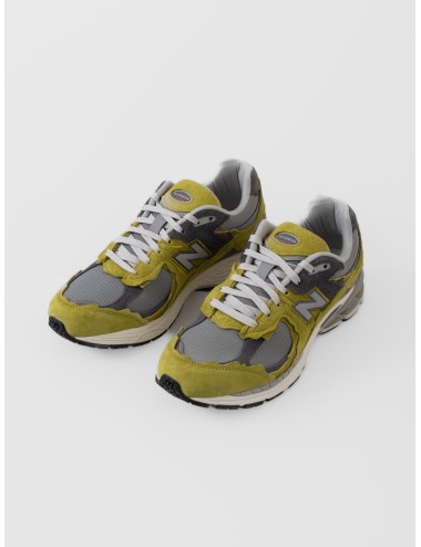 Zapatillas Sea Moss/Raincloud New Balance 2002R M20028ZH con paneles de ante desflecado