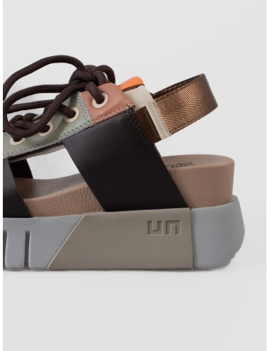 Sandalia Sierra United Nude Delta Sporty II con plataforma geométrica y empeine acordonado