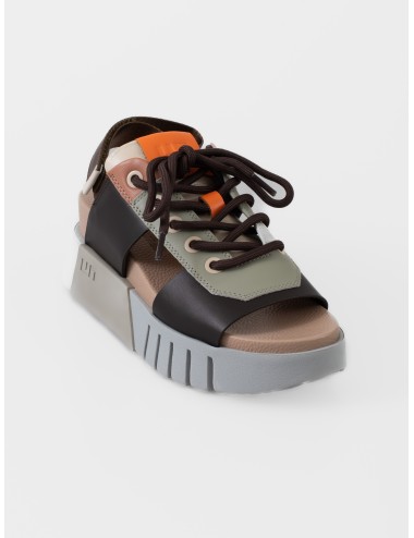 Sandalia Sierra United Nude Delta Sporty II con plataforma geométrica y empeine acordonado