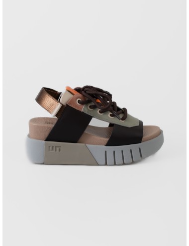 Sandalia Sierra United Nude Delta Sporty II con plataforma geométrica y empeine acordonado