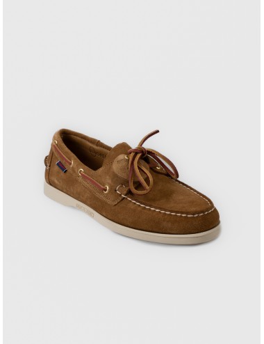 Mocasín náutico curry Sebago Portland Artisan con cordón lateral y suela clara